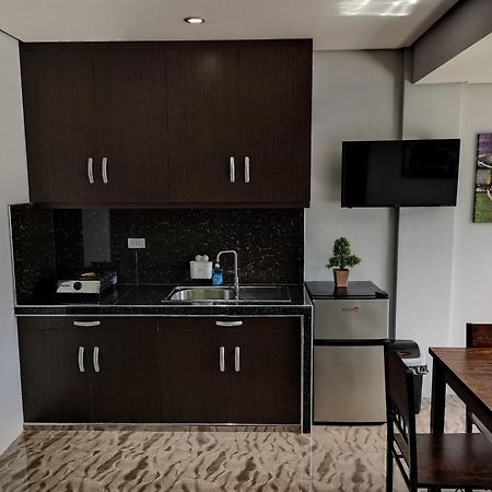 Avana Hills Tagaytay Villa Tagaytay City Buitenkant foto