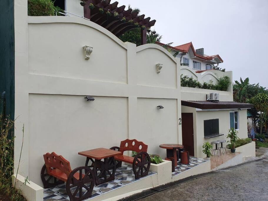 Avana Hills Tagaytay Villa Tagaytay City Buitenkant foto