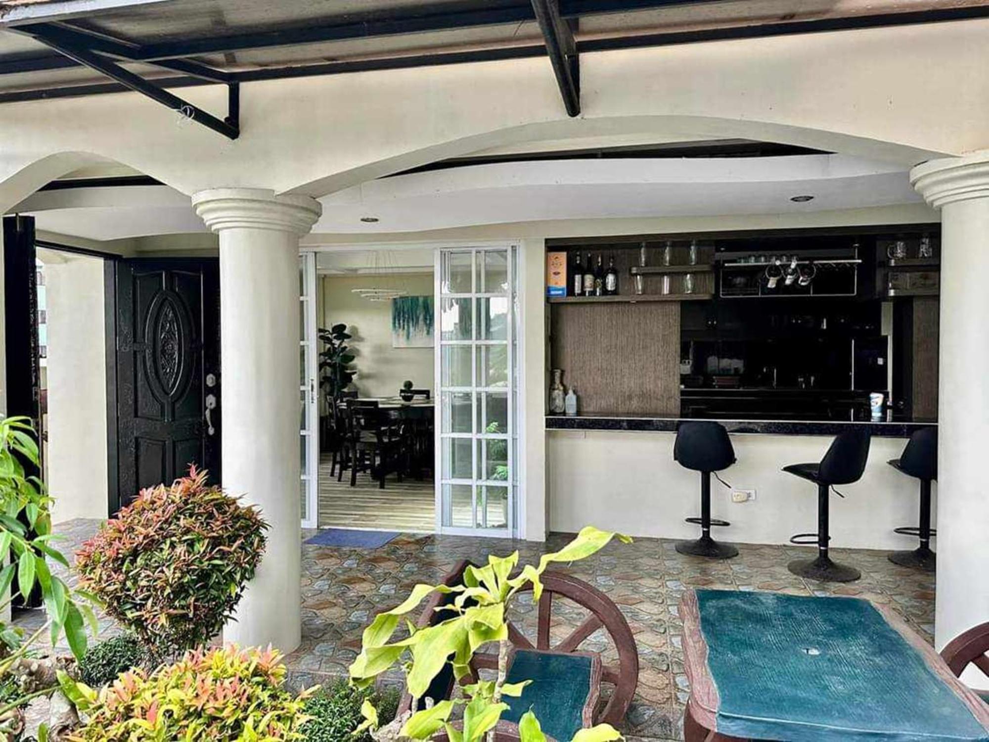 Avana Hills Tagaytay Villa Tagaytay City Buitenkant foto