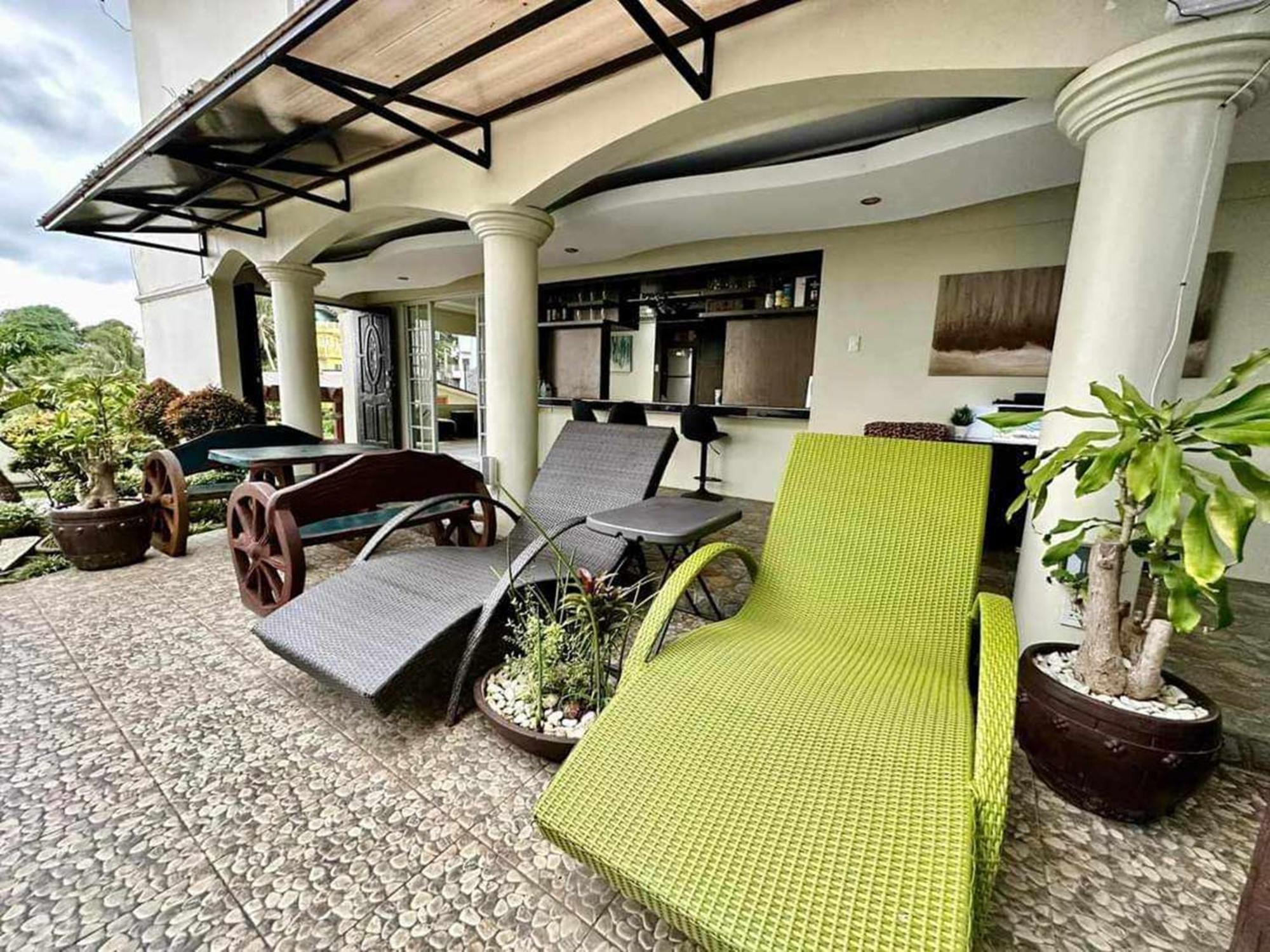 Avana Hills Tagaytay Villa Tagaytay City Buitenkant foto